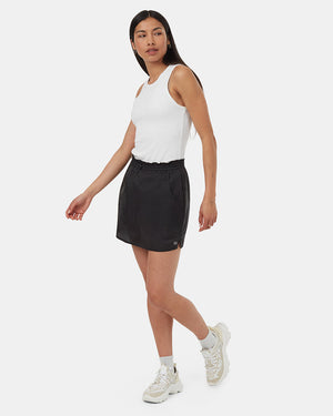 Black-Mid-Rise-Mini-Pull-On-Skort