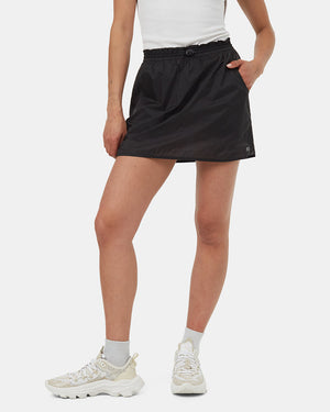 Black-Mid-Rise-Mini-Pull-On-Skort