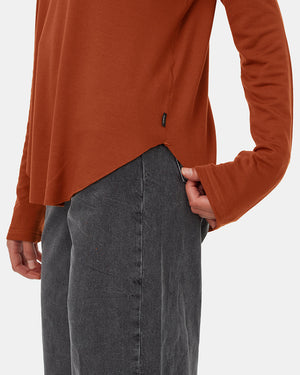 Brown-Crew-Neck-Shirttail-Hem-Long-Sleeve-Top